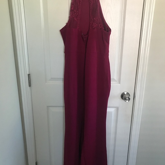 JOELLA BERRY RED LACE HALTER MAXI DRESS - Picture 6 of 6